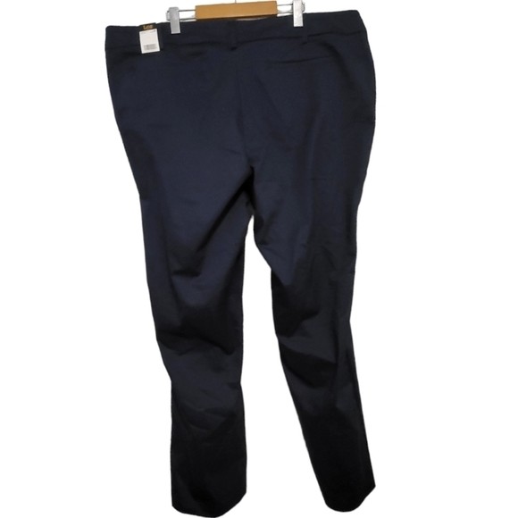 Lee Plus Size Relaxed Fit Straight Leg Pant Size 24W NWT - Picture 5 of 11